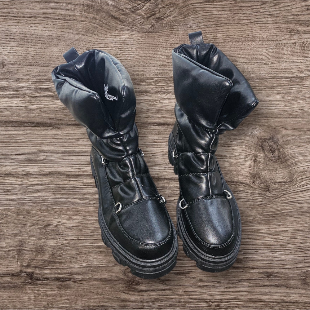 Gently Used Forever 21 Black Puffer Boots